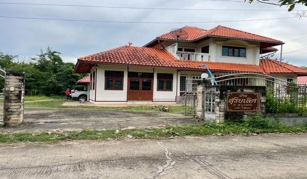 บ้านหรูใจกลางเมืองศรีสะเกษ บนเนื้อที่ 1 ไร่ 1 งาน 49 ตารางวา